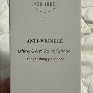 Glamour Anti-Wrinkle Lifting Syringe - White